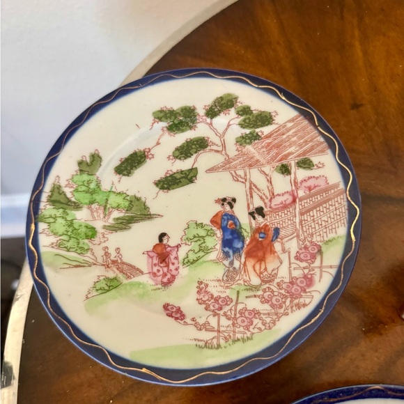 5 Vintage Japanese Hand Painted Porcelain Luncheon Plates With Geisha Girl Decor - Picture 6 of 11